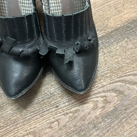 Camper size 38 (7.5) tassle preppy heels in good used condition super fun - Picture 14 of 15